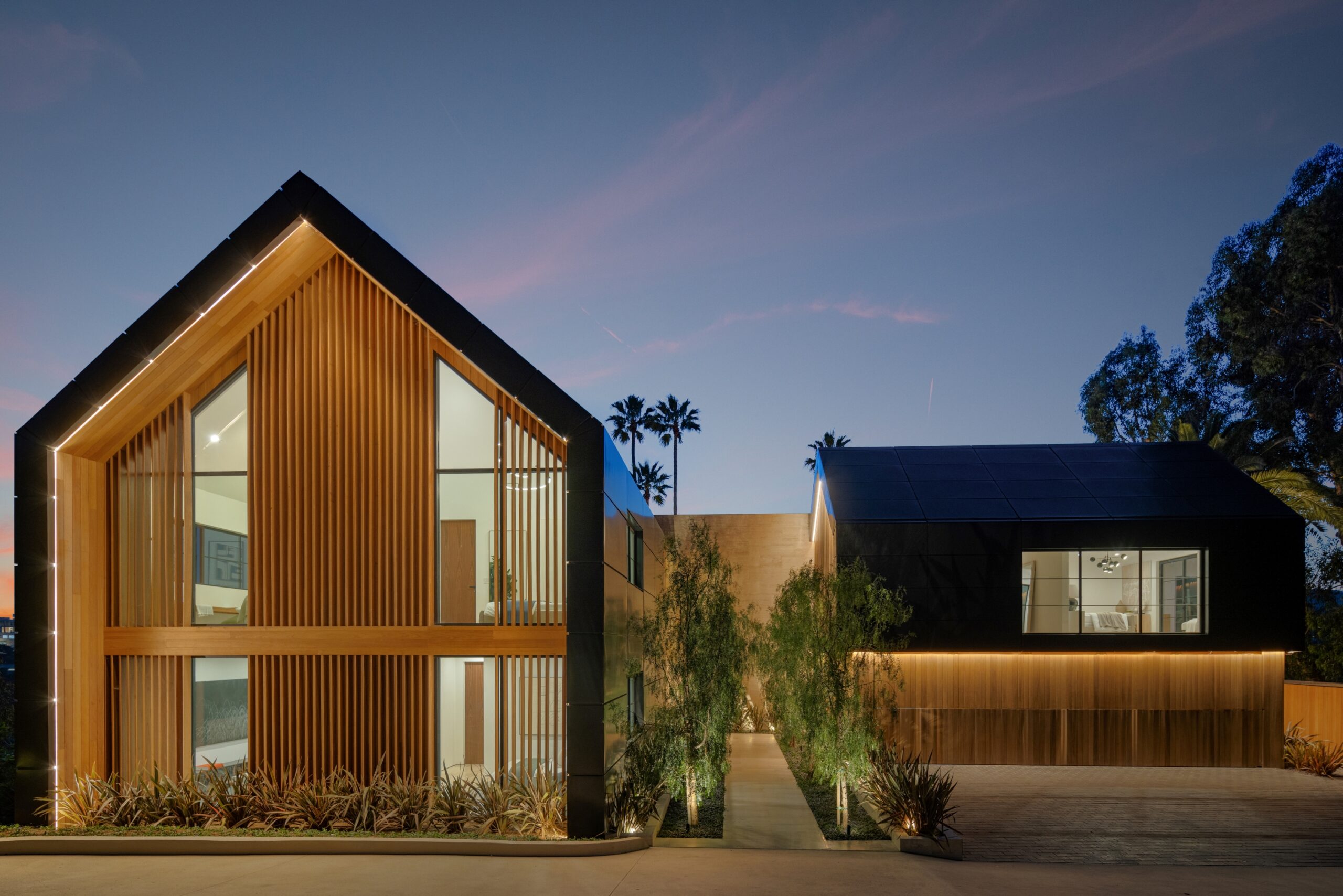 S200 Casement — A-Frame Modern