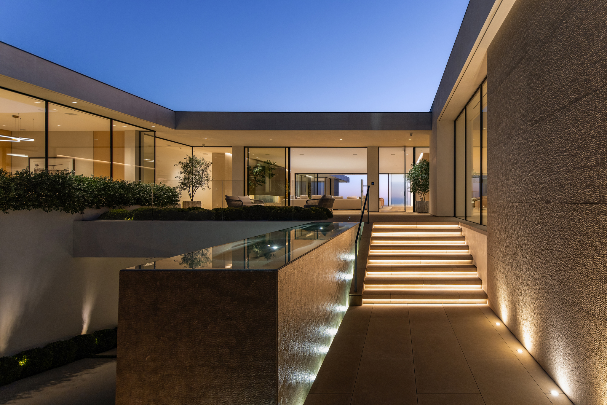 HD/PD 1500 — Minimal Frame Hinge + Pivot by Styline Minimal Frame Systems