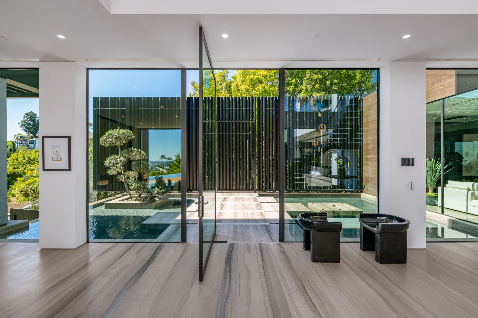 1500 Series — Laurel Way Residence
